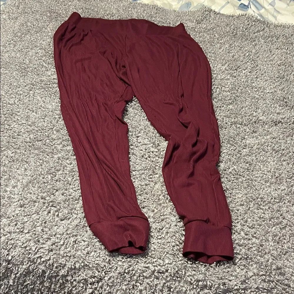 Victoria Secret Burgundy Ribbed Lounge Pants